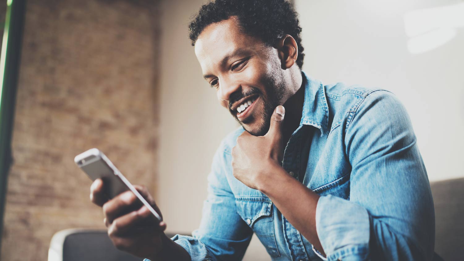 Para entrar definitivamente no mundo digital, uma das principais concessionárias de telefonia adota projeto de API com projeto consultivo da Engineering.